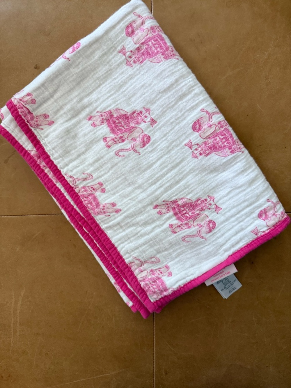 Pottery Barn Lilly Pulitzer Organic Cotton Elephant Blanket - Picture 4 of 5